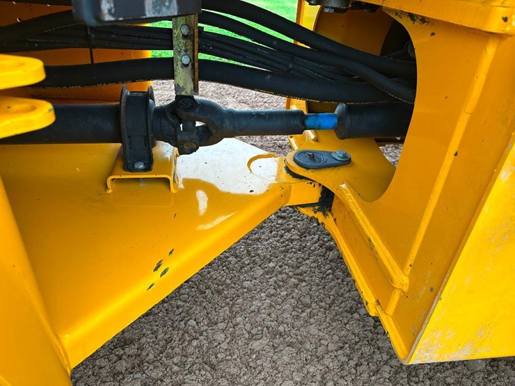 2002-jcb-411ht-image-29
