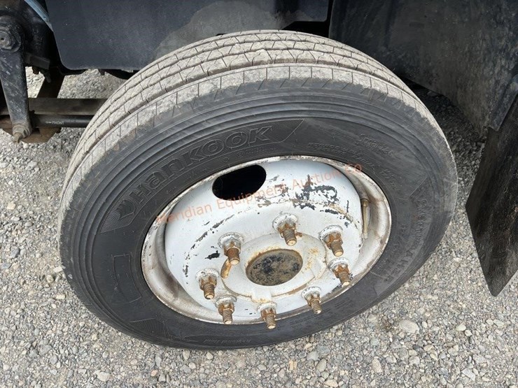 2004-gmc-topkick-c4500-image-9