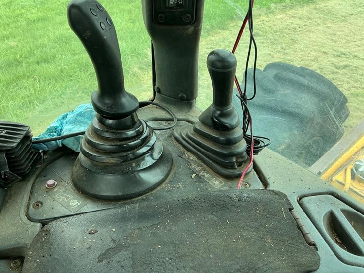2003-deere-648g-image-10