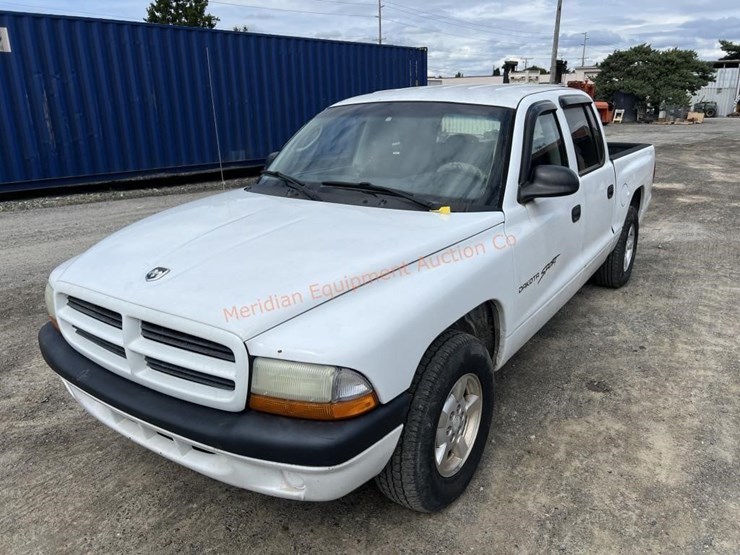 2001-dodge-dakota-image-1