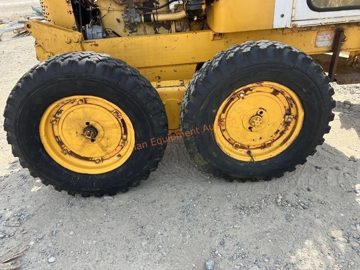 allis-chalmers-model-d-grader---non-op-image-13