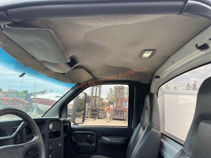 2004-gmc-topkick-c4500-image-21