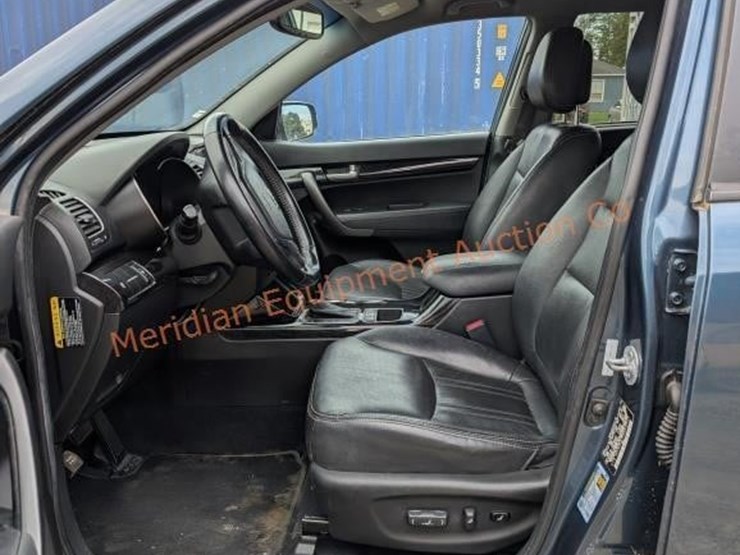 2014-kia-sorento-image-15