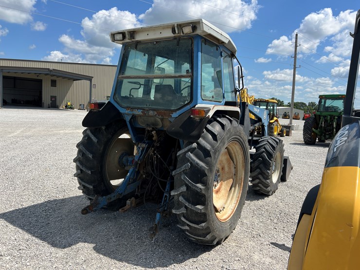ford-7810-image-18