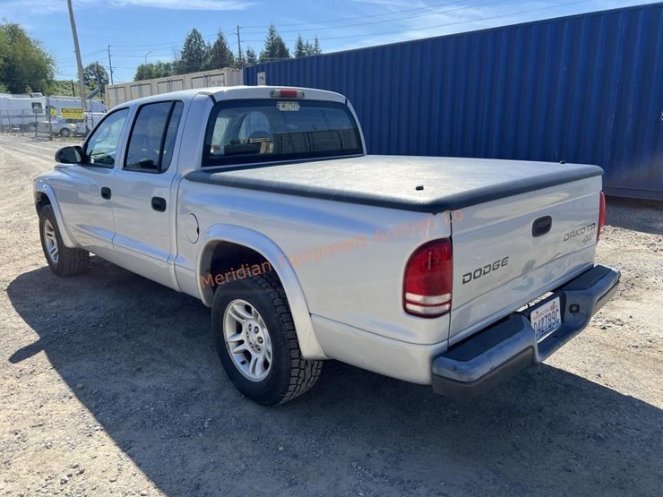 2004-dodge-dakota-image-3