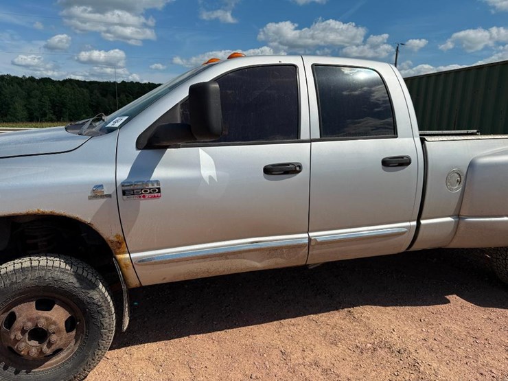 2007-dodge-ram-3500-image-18