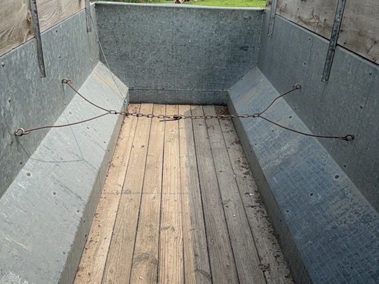 galvanized-flair-box-wagon-w/-hyd-hoist-image-7