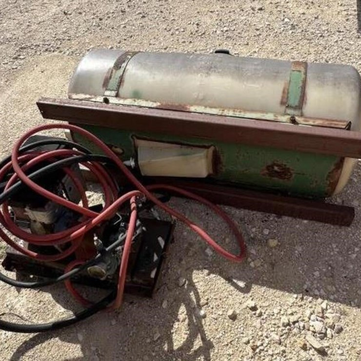 JOHN DEERE 100