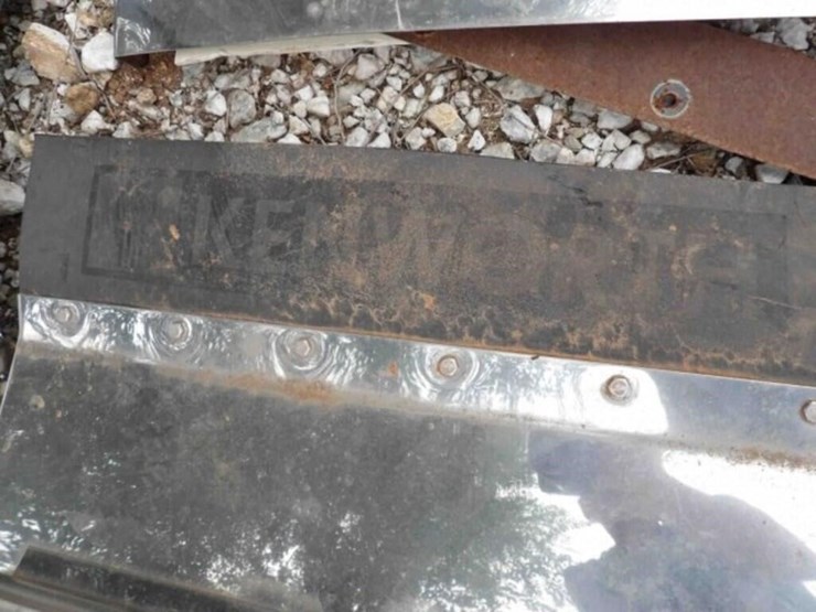 chrome-truck-fenders,-more-image-2