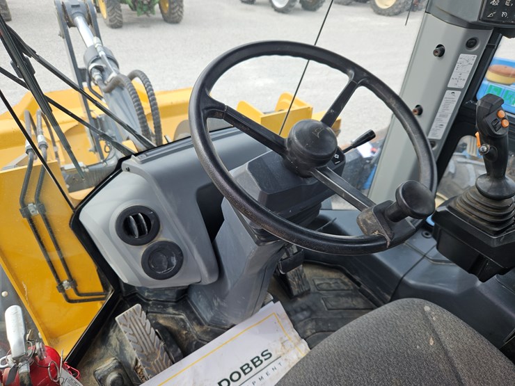 2021-deere-524p-image-12