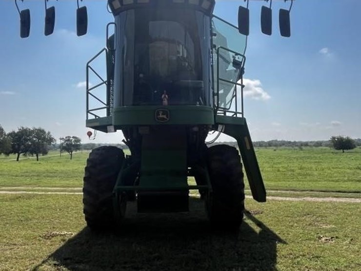 2005-john-deere-7460-image-2