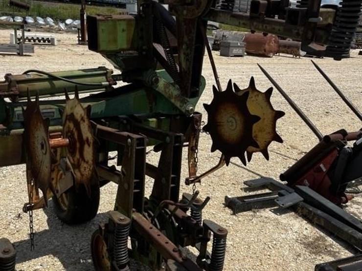 john-deere-6-image-11