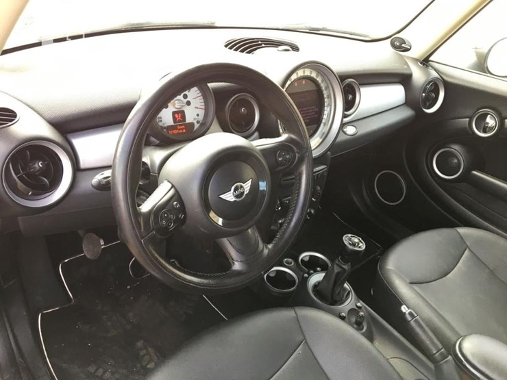 2012-mini-cooper-image-6