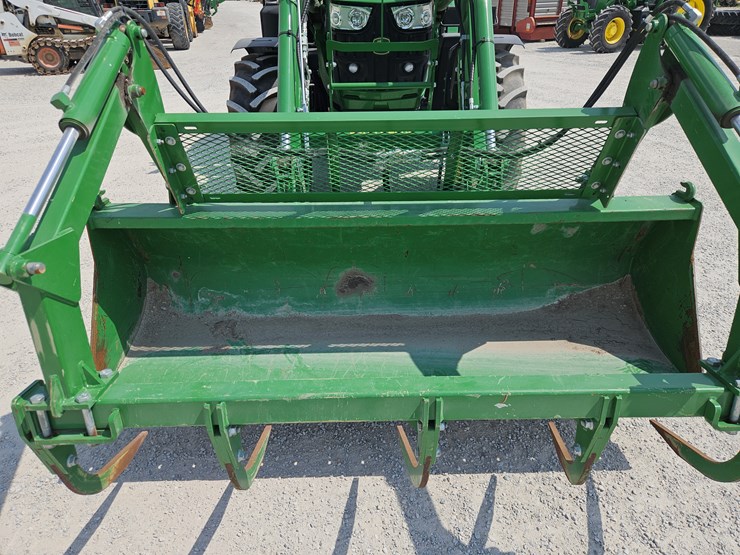 2023-john-deere-6145m-image-3