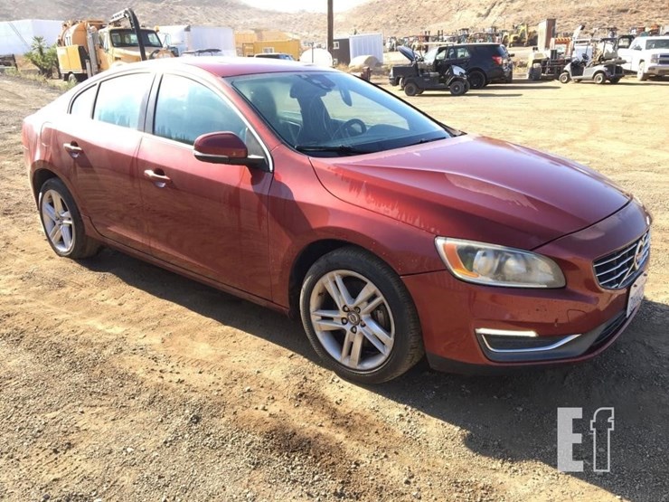 2014-volvo-s60-t5-image-2