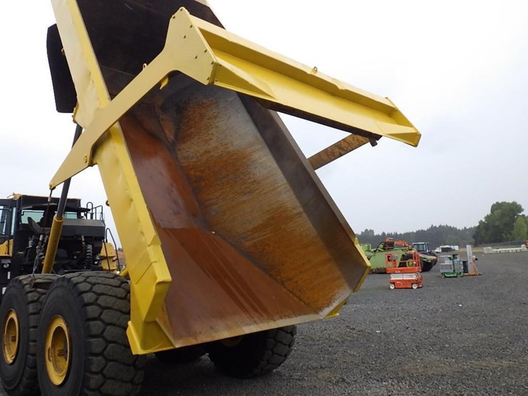 2016-komatsu-hm400-5-image-11