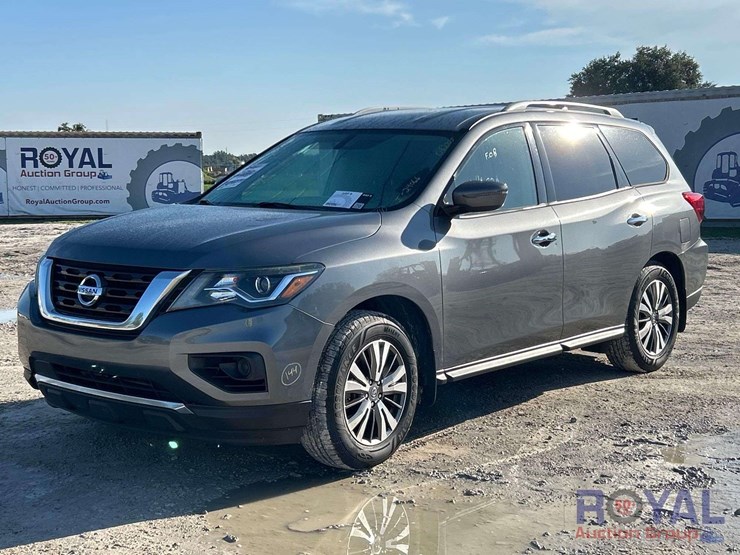2020-nissan-pathfinder-image-1