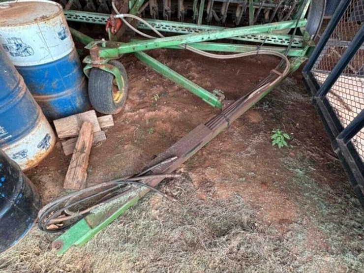 john-deere-8350-image-2