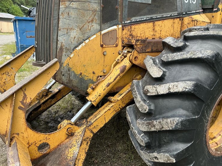 caterpillar-515-image-36