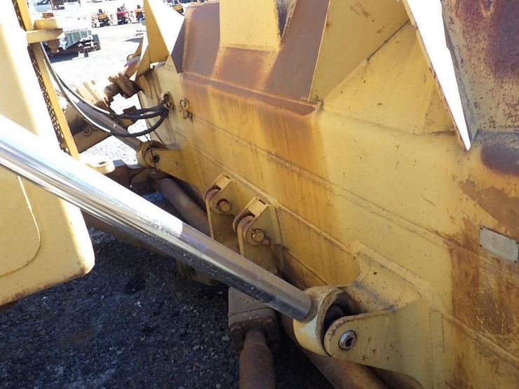 1978-komatsu-d155-image-17