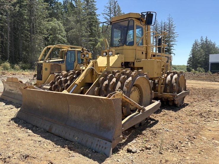 1986-caterpillar-825c-image-1