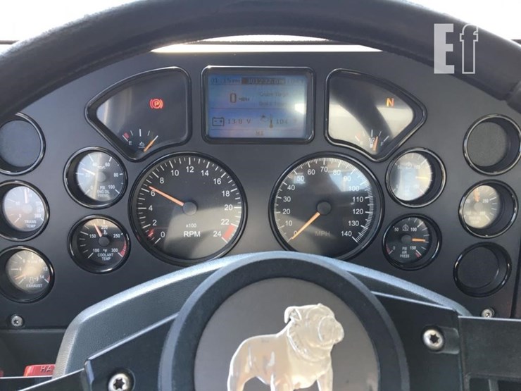 2018-mack-pinnacle-cxu613-image-6