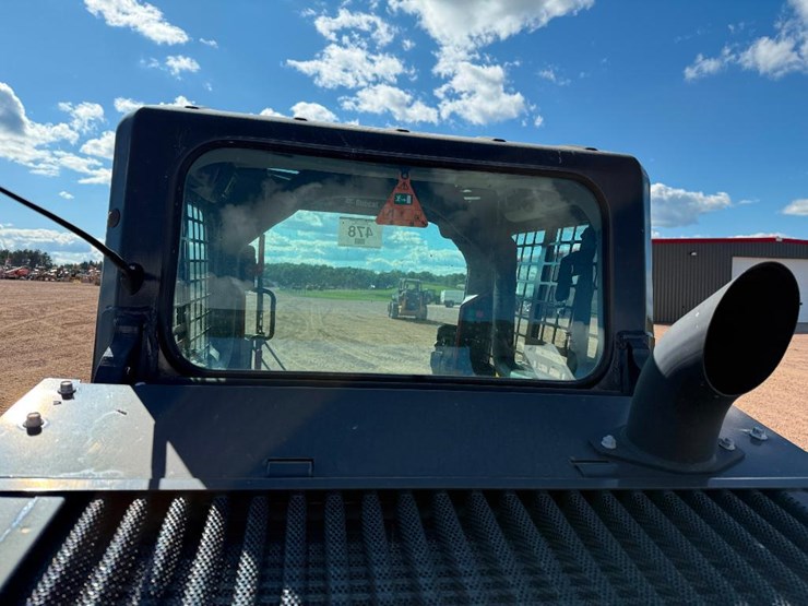 2020-bobcat-s76-image-26