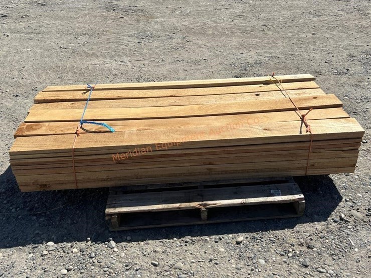 ~72--cedar-pieces-~1"x6"x6'-image-4