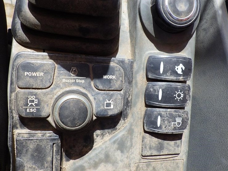 2012-doosan-dx255-lc-3-image-34