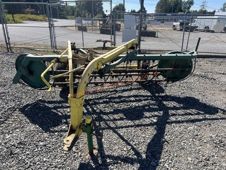 john-deere-640-image-1