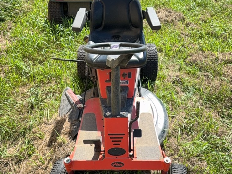 ariens-32”-riding-lawn-mower-w/-14.5-hp-motor-image-2