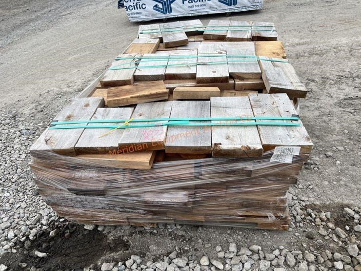 lot-assorted-cedar-kindling-blocks-image-2