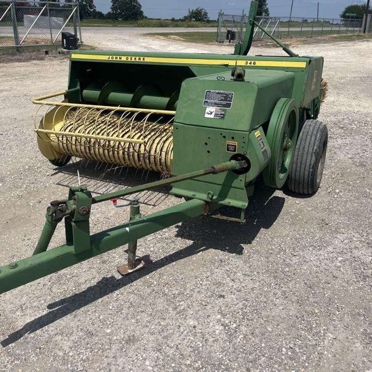 JOHN DEERE 346