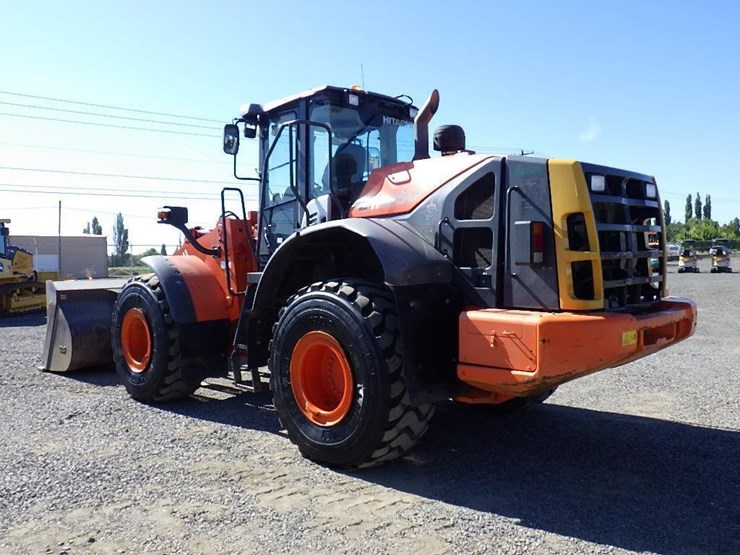 2017-hitachi-zw250-image-5