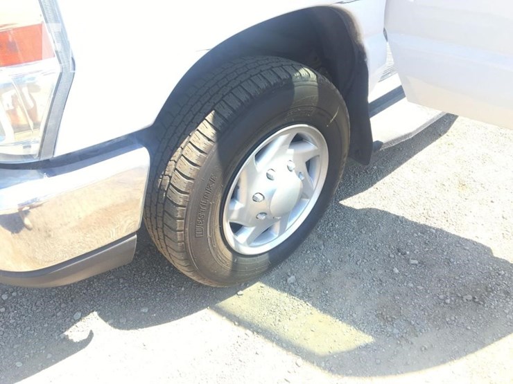 2014-ford-e150-image-13