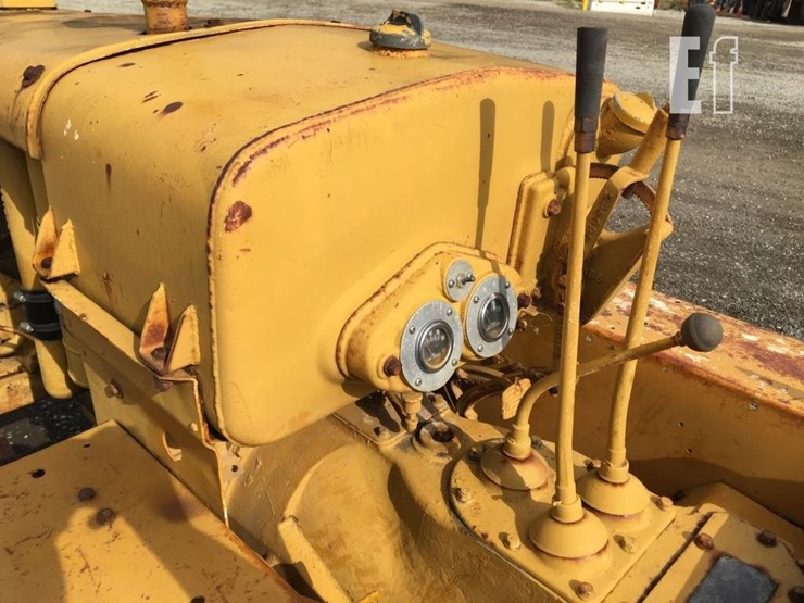 caterpillar-twenty-two-image-5