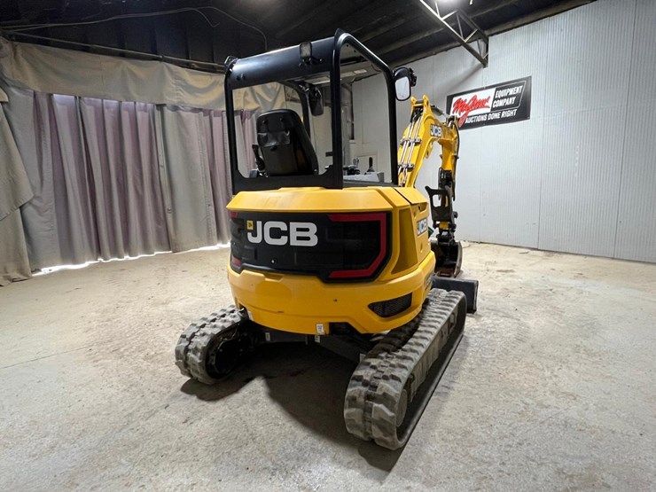 jcb-35z-1-image-5