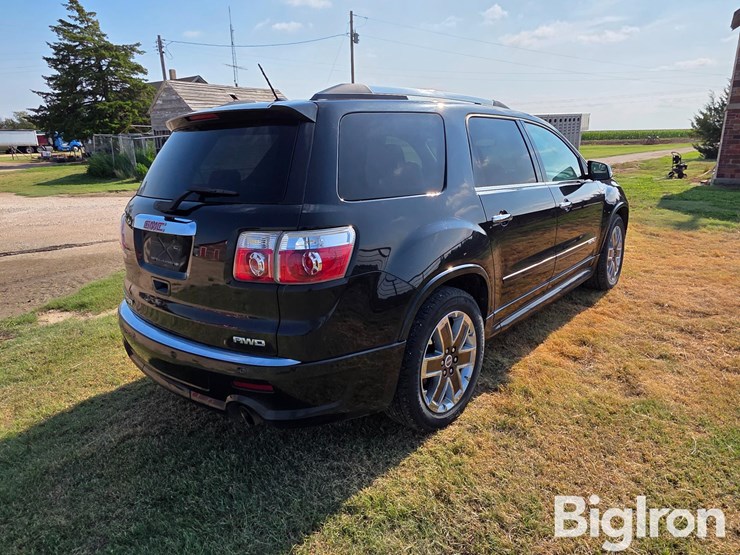 2012-gmc-acadia-denali-image-5