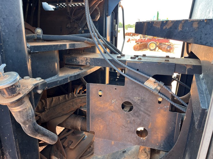 2002-new-holland-tj375-image-15