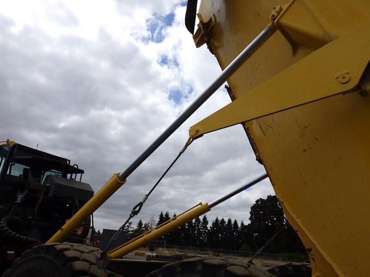 2016-komatsu-hm400-5-image-9