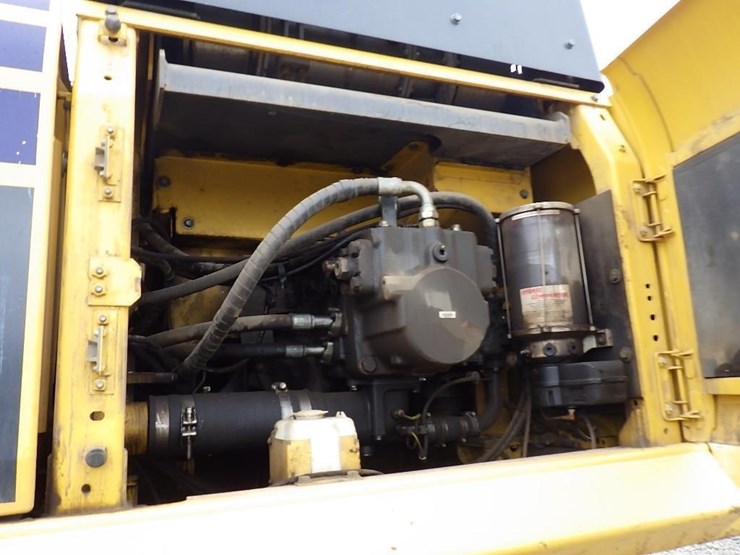 2016-komatsu-pc490-lc-11-image-14
