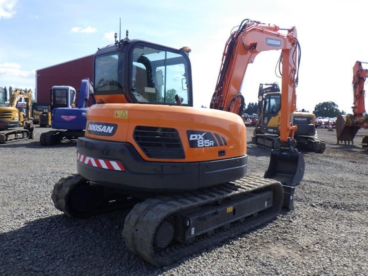 2021-doosan-dx85r-3-image-4