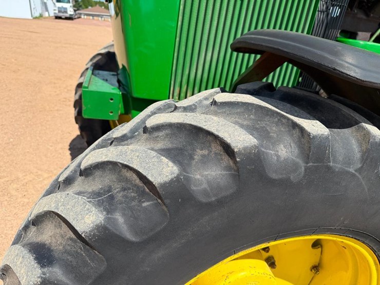 1990-john-deere-4055-image-14