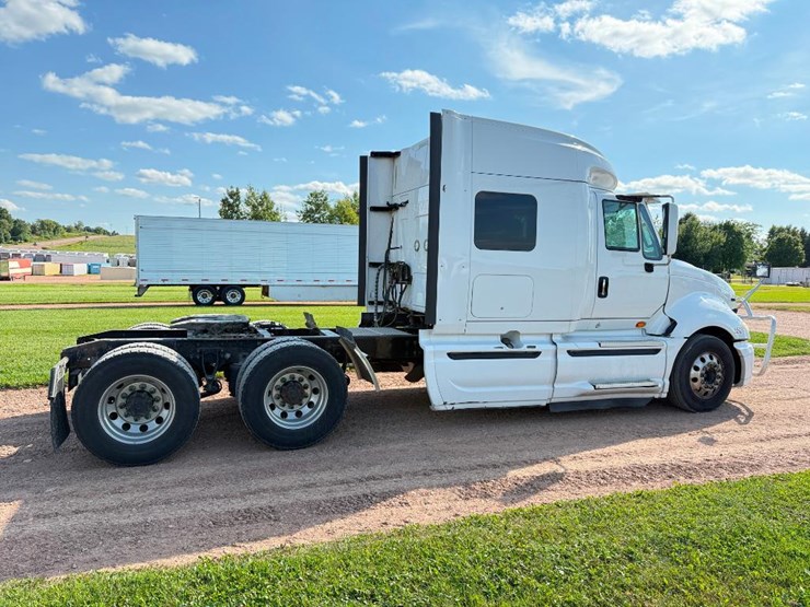 2015-international-prostar-image-4