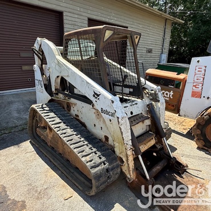 2006 BOBCAT T300