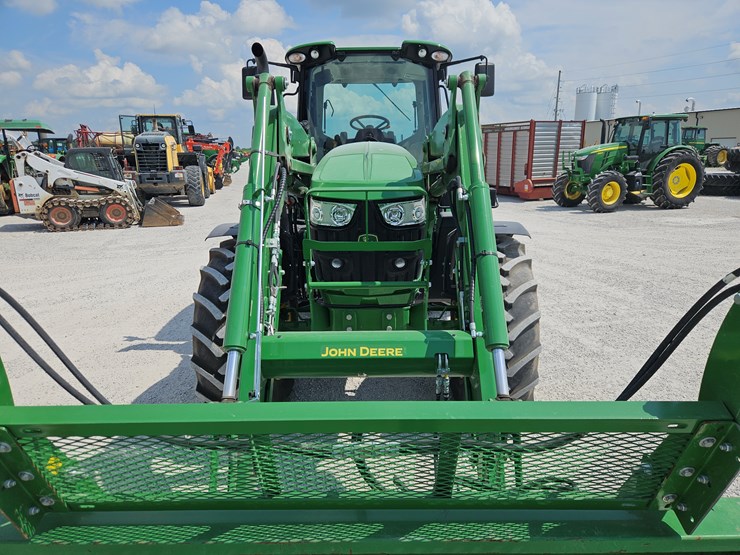 2023-john-deere-6145m-image-4