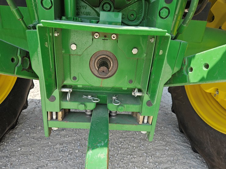 2023-john-deere-6145m-image-18