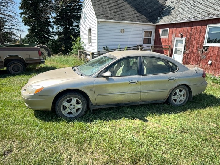 2000-ford-2000-image-1