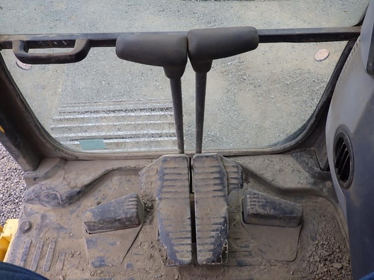 2016-komatsu-pc490-lc-11-image-38