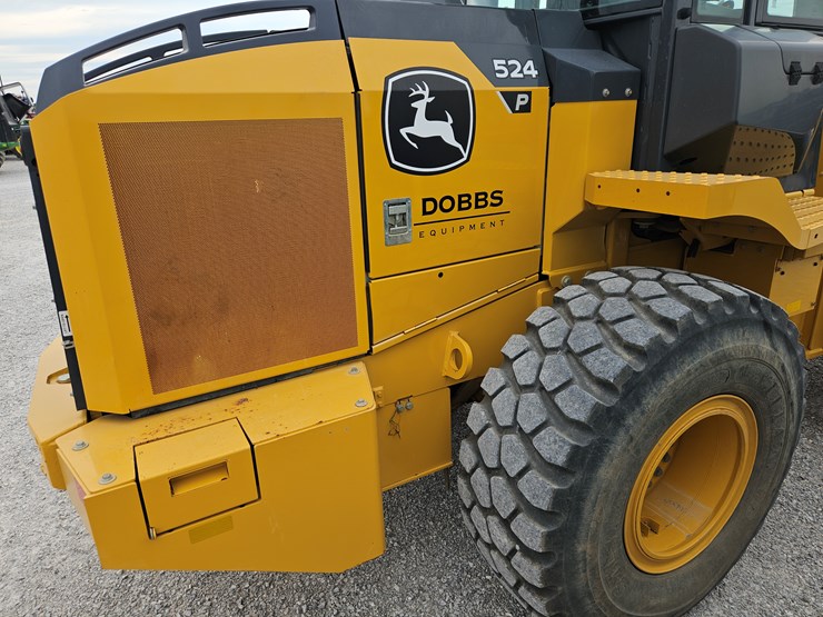2021-deere-524p-image-21